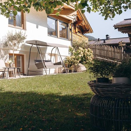 Haus Spieleck Bed and Breakfast Saalbach-Hinterglemm Eksteriør billede