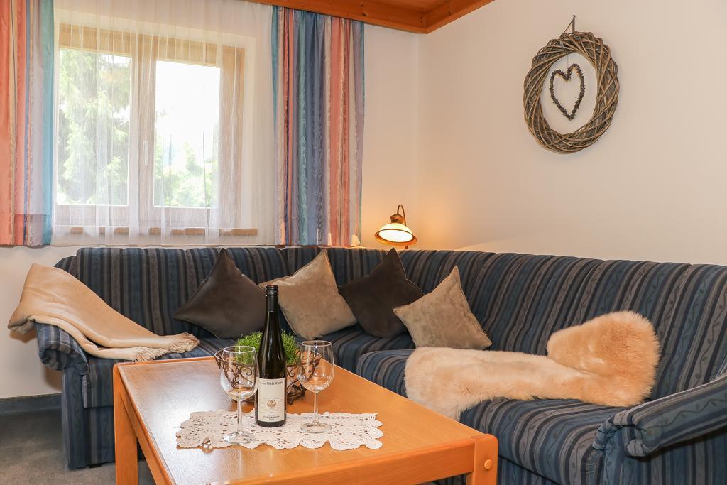 Haus Spieleck Bed and Breakfast Saalbach-Hinterglemm Eksteriør billede