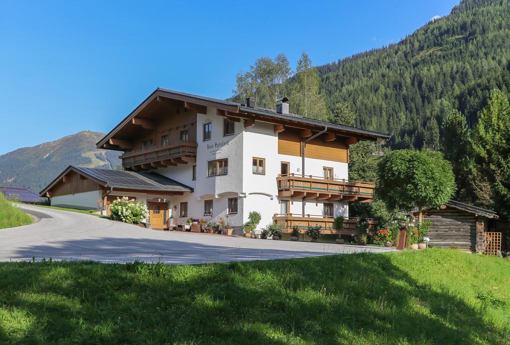Haus Spieleck Bed and Breakfast Saalbach-Hinterglemm Eksteriør billede