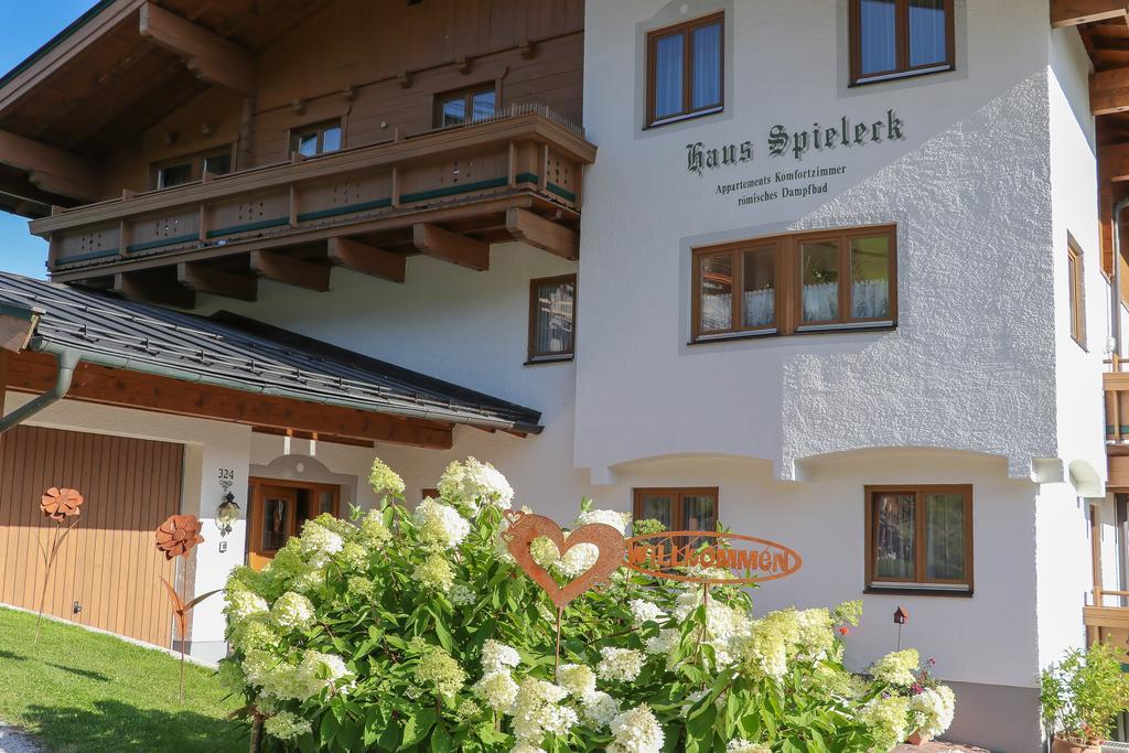 Haus Spieleck Bed and Breakfast Saalbach-Hinterglemm Eksteriør billede